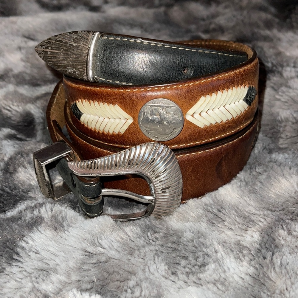 Vintage Silver Creek Classics Western Style Buffalo Nickel Leather Belt 38in
